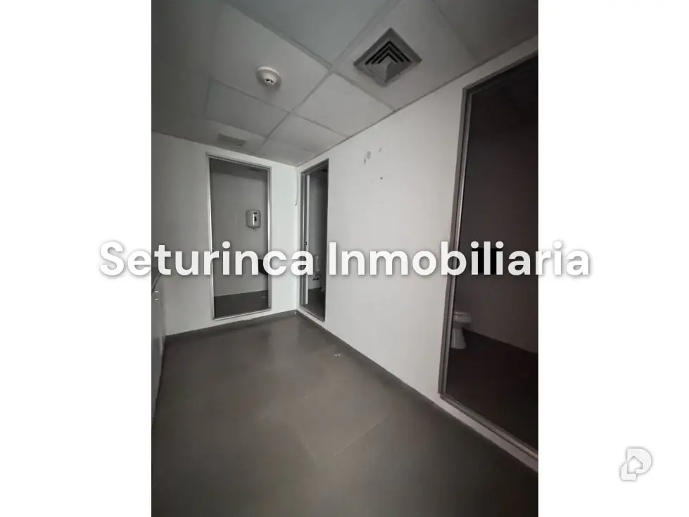 Commercial space in El Bosque, Caracas – 27