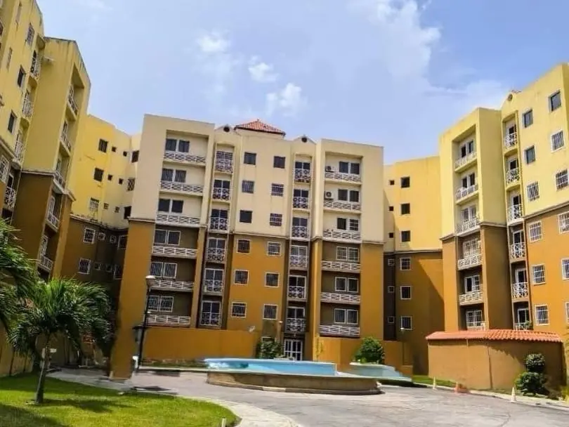 Apartamento en Av Intercomunal Turmero - Maracay, Turmero - 1
