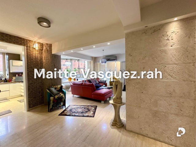 Apartamento en Urbanizacion la Soledad, Maracay
