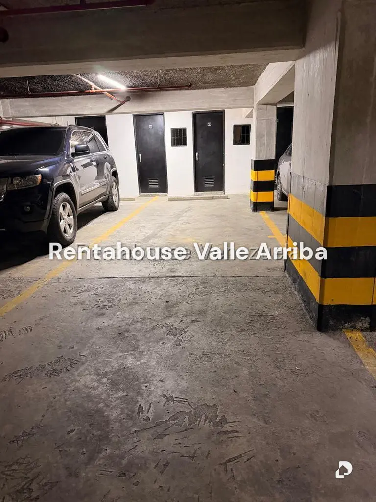 Apartamento en El Rosal, Caracas – 23