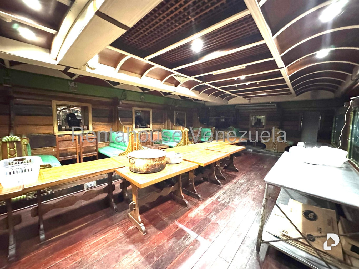 Local comercial en Parque Central, Caracas – 6