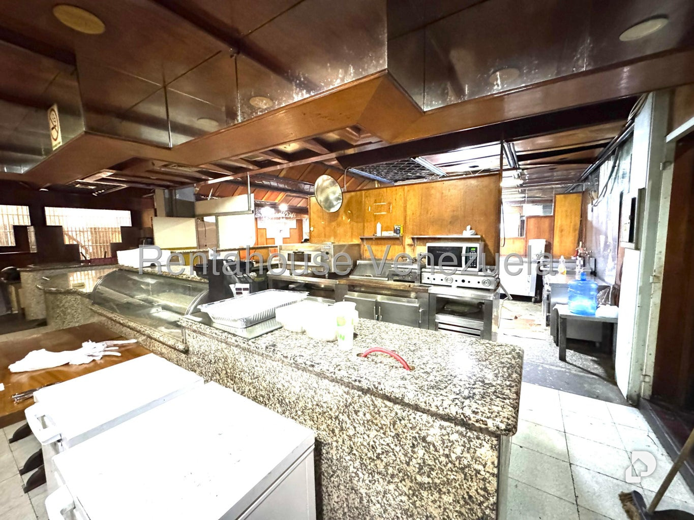 Local comercial en Parque Central, Caracas – 4