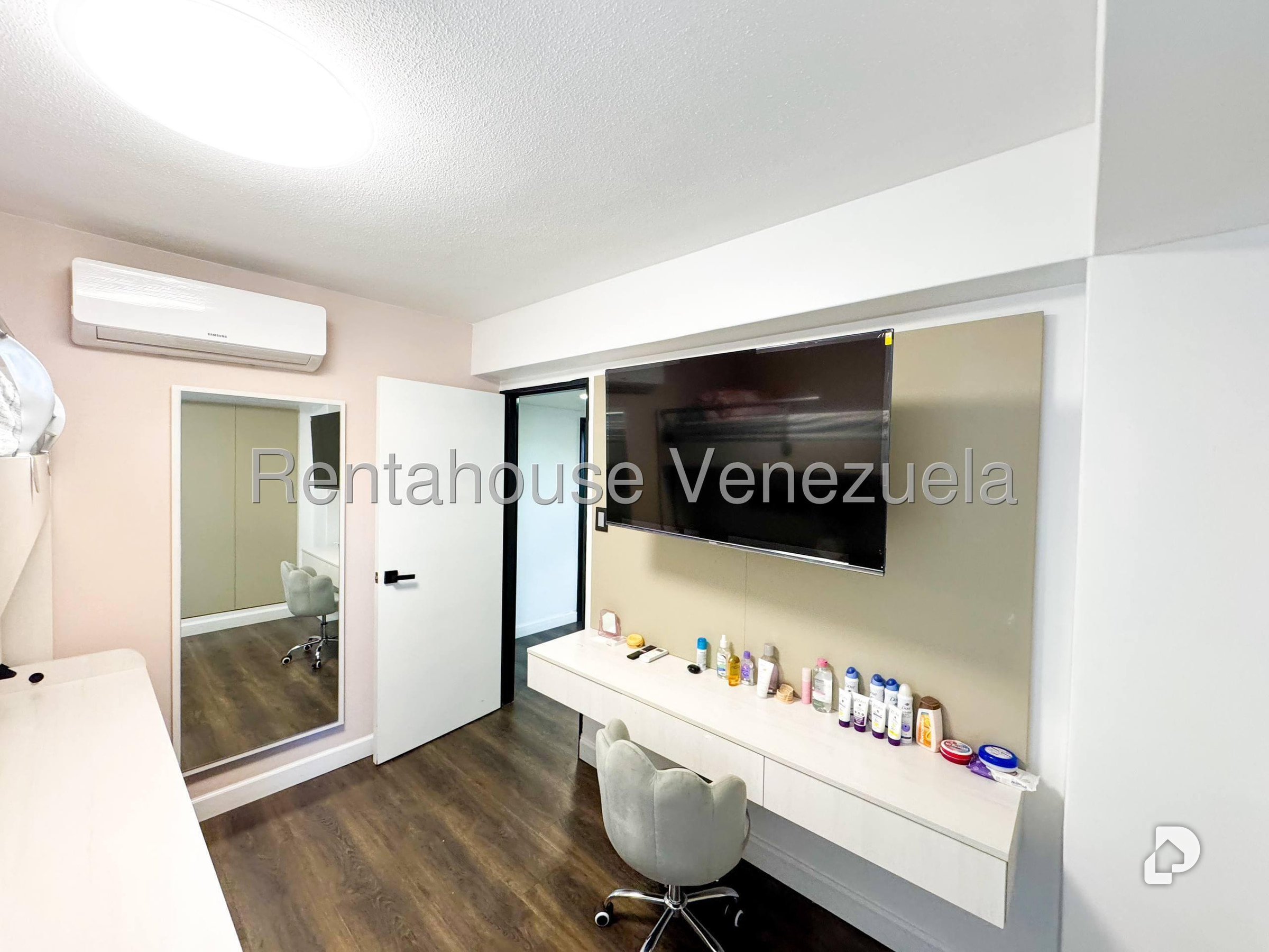 Apartamento en El Cigarral, Caracas – 42
