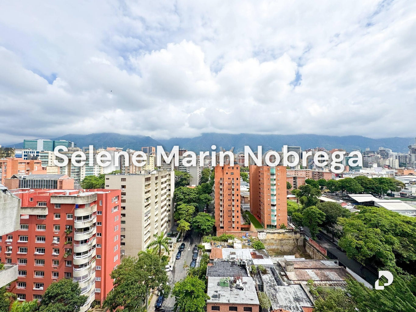 Apartamento en El Rosal, Caracas – 24
