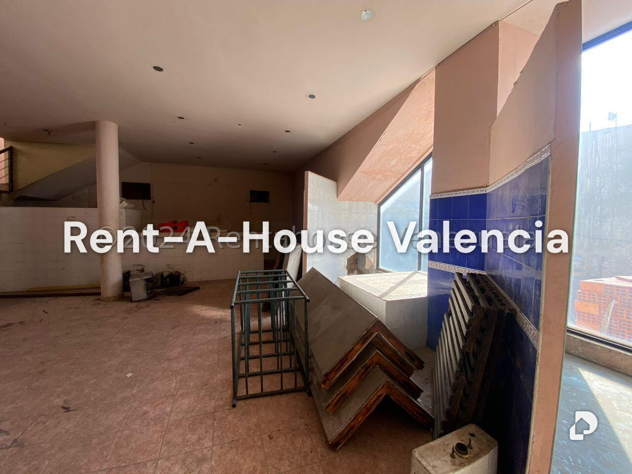 Warehouse in La Candelaria, Valencia – 31