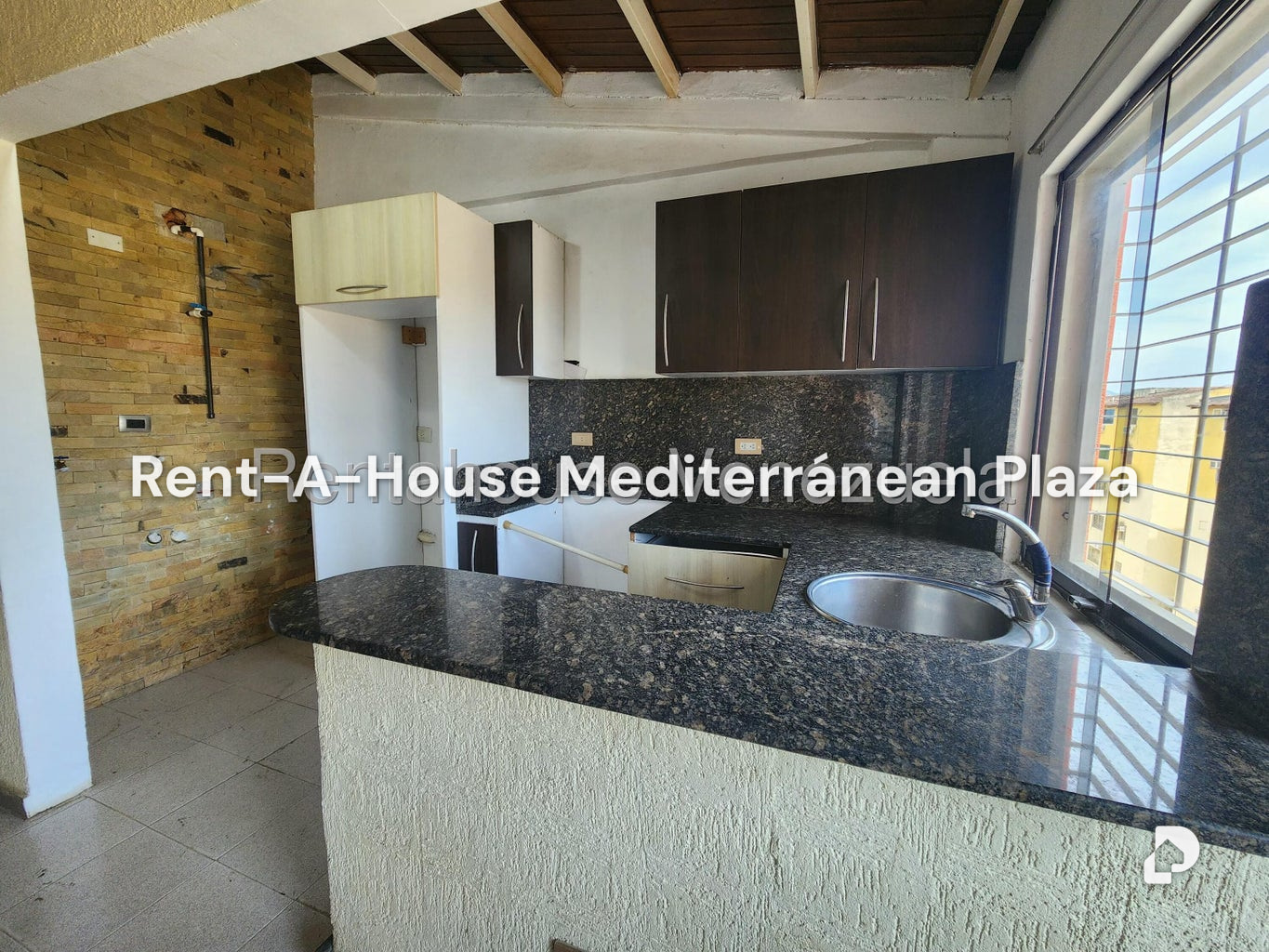 Apartment in Paraparal, Los Guayos – 7