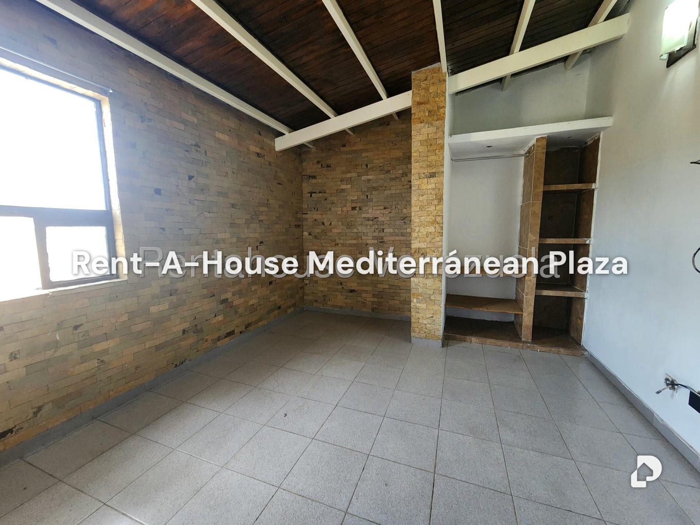 Apartment in Paraparal, Los Guayos – 12