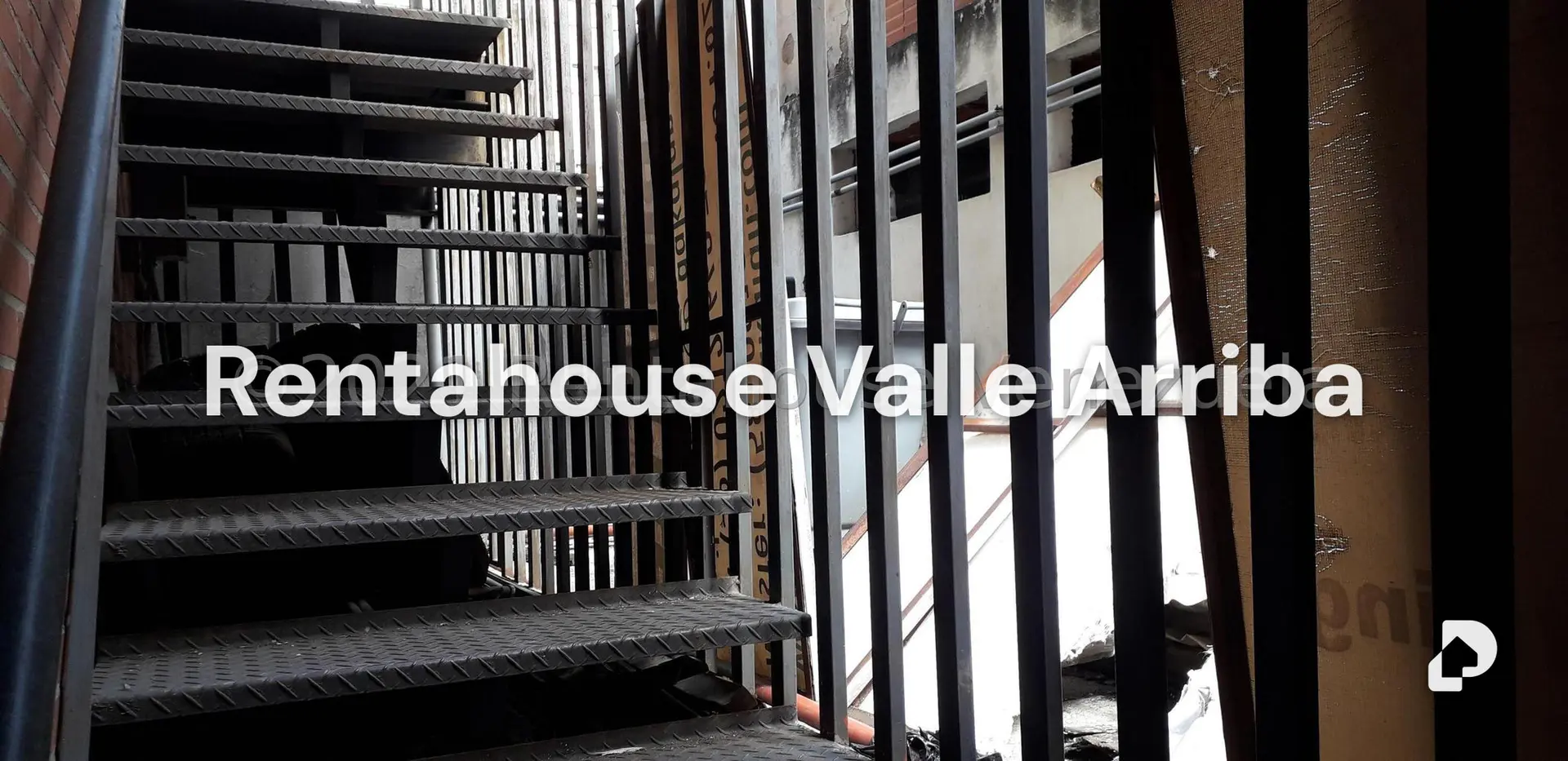 Local comercial en Los Chaguaramos, Caracas – 26