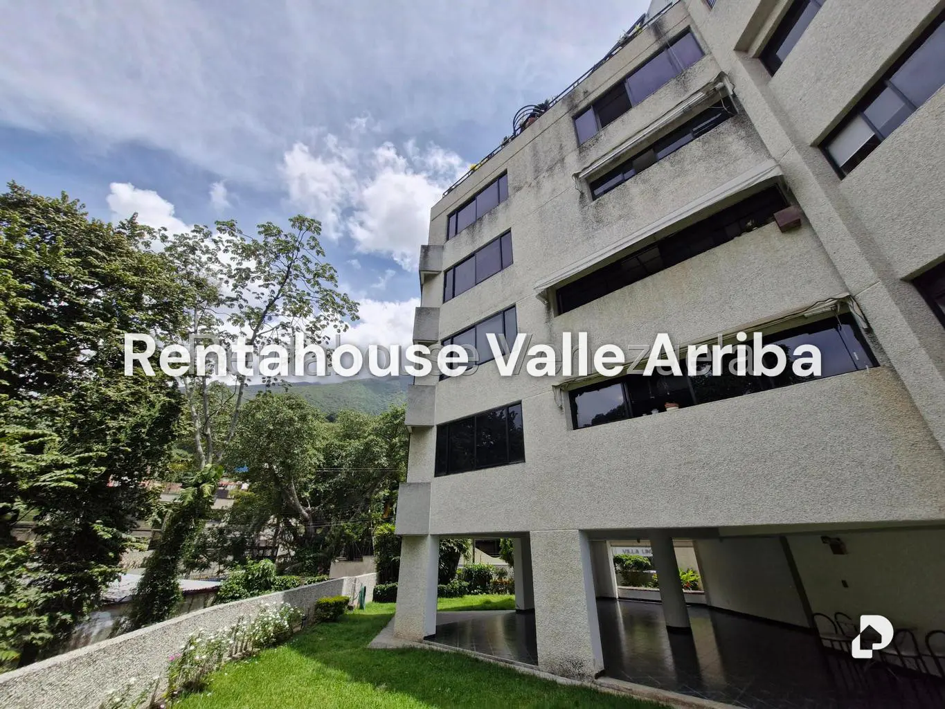 Apartamento en Los Palos Grandes, Caracas – 24
