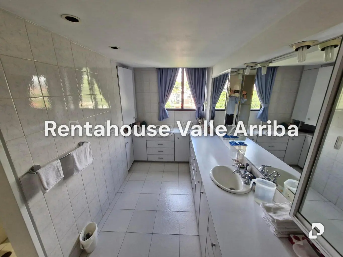 Apartamento en Los Palos Grandes, Caracas – 20
