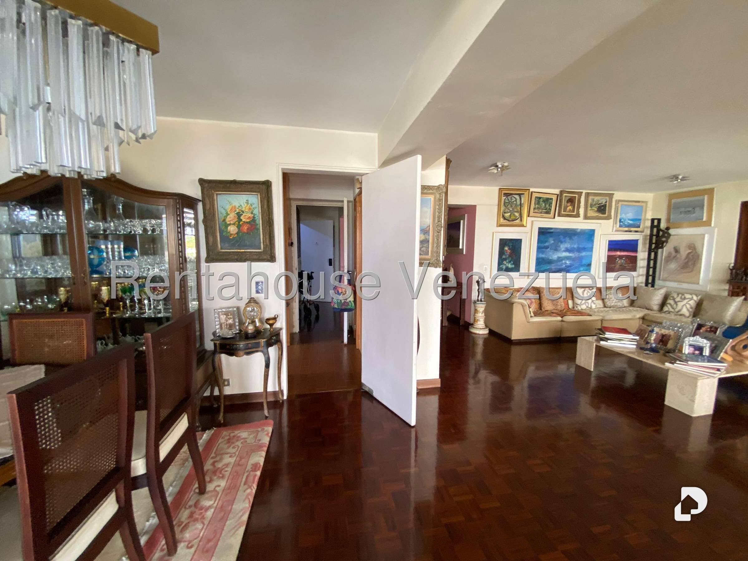 Apartamento en Los Naranjos (del Cafetal), Caracas
