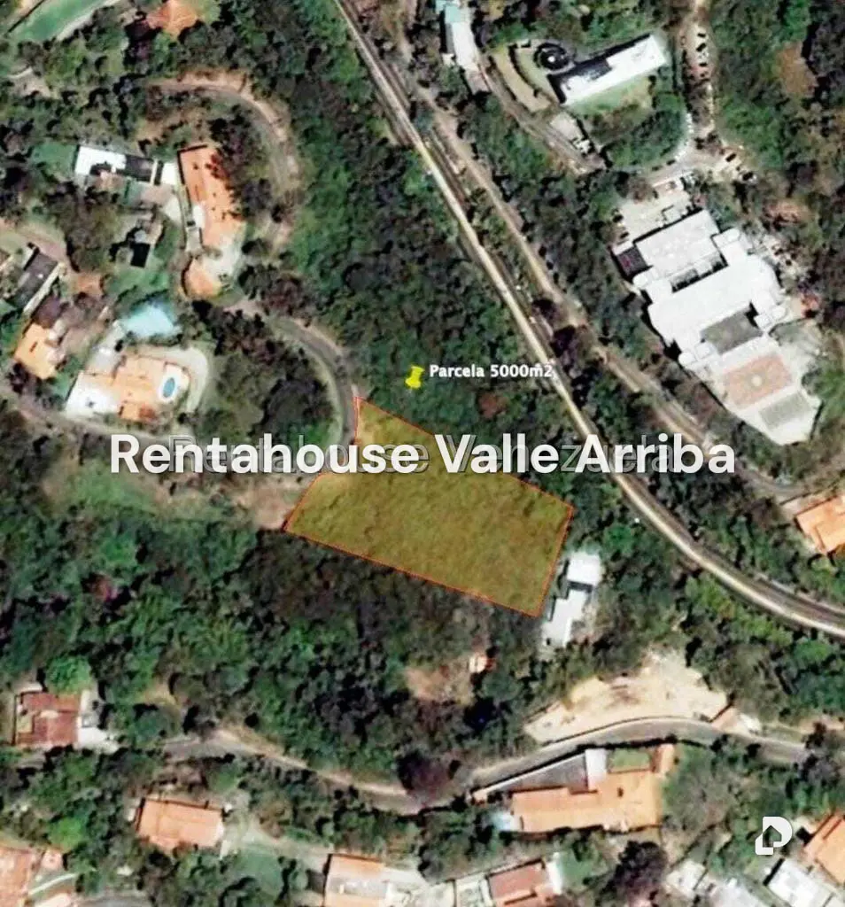 Land in Los Campitos, Caracas – 1