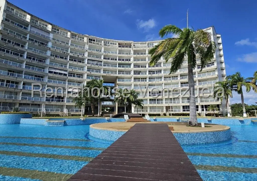 Apartamento en Puerto Encantado, Higuerote - 1