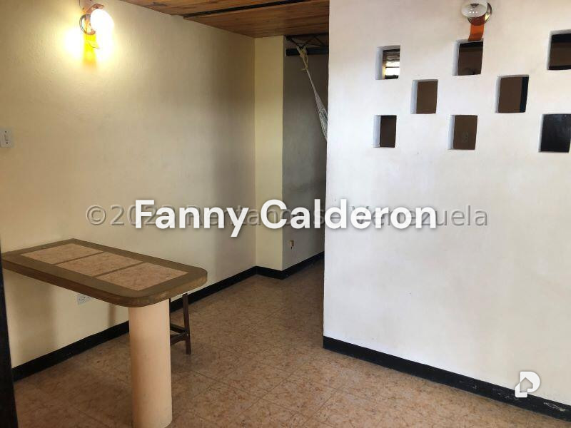 Casa en Las Polonias Nuevas, Altos Mirandinos – 30