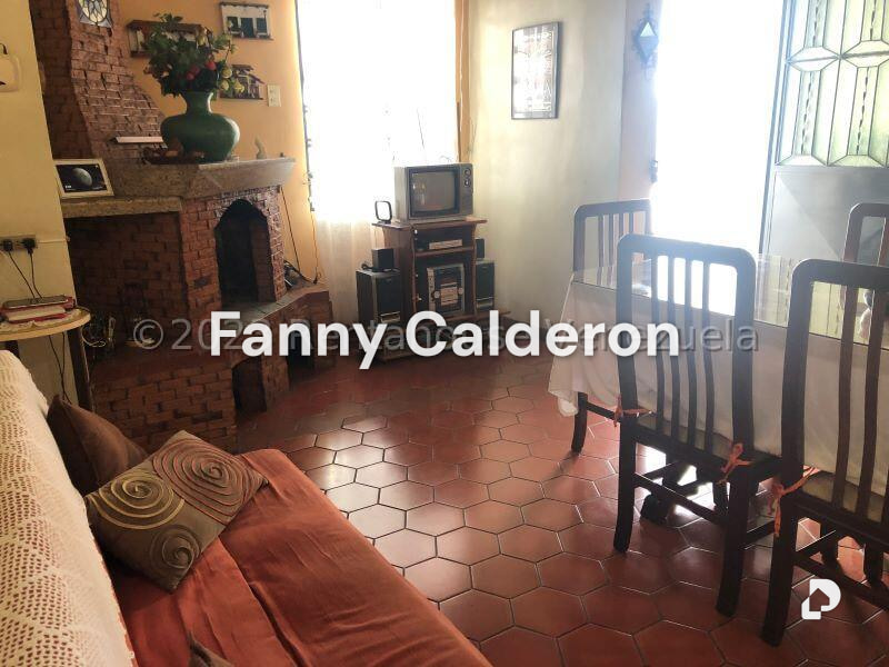 Casa en Las Polonias Nuevas, Altos Mirandinos – 12