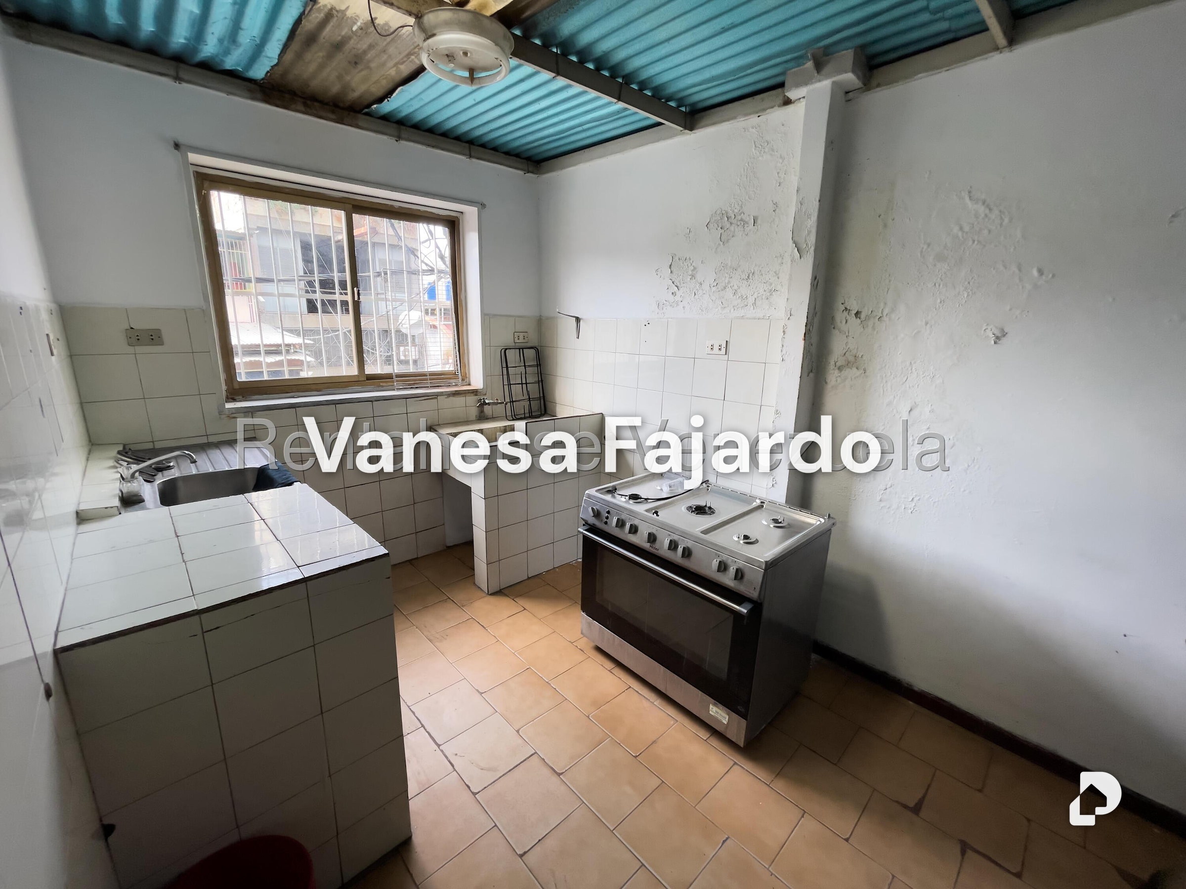 Galpón en Boleíta Sur, Caracas – 30