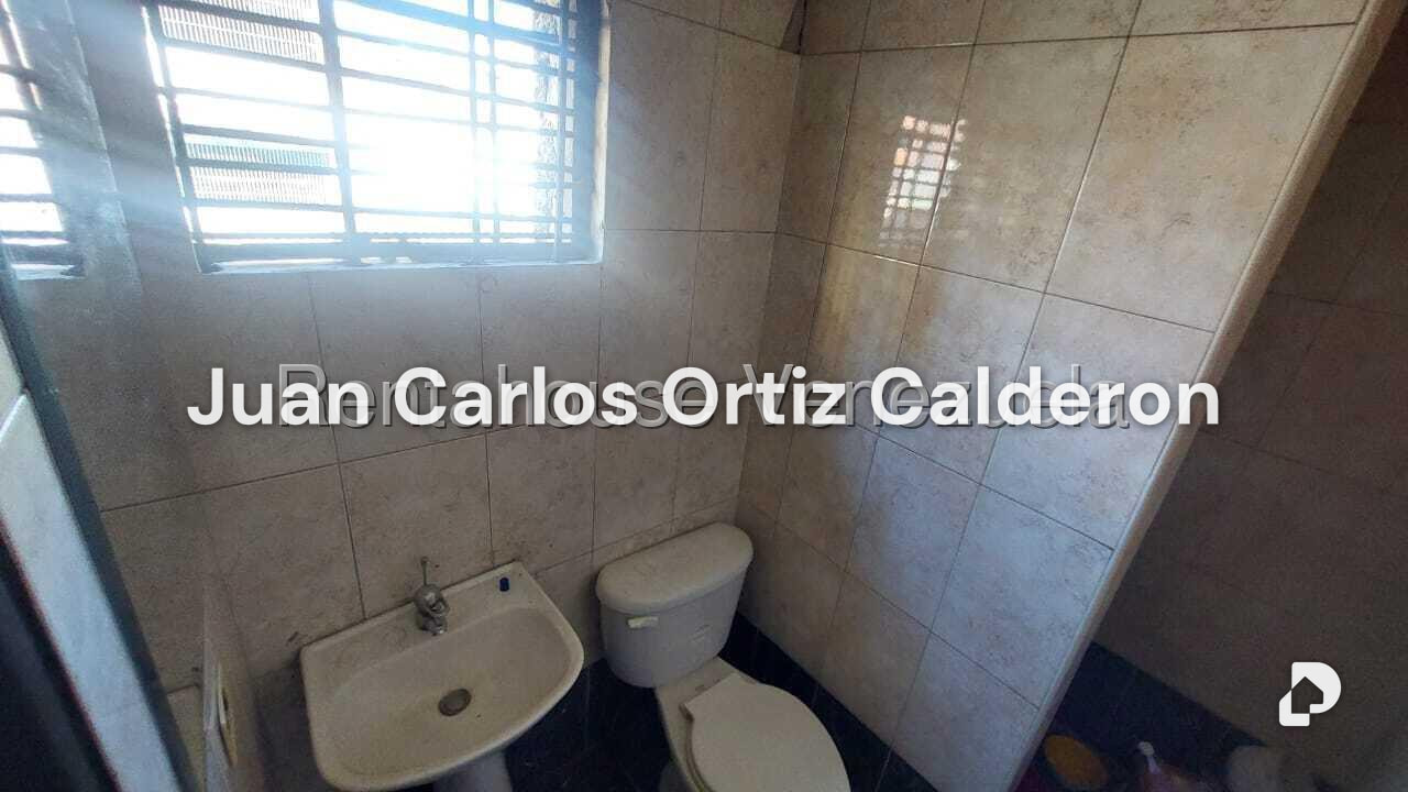 Local comercial en Catia, Caracas – 27