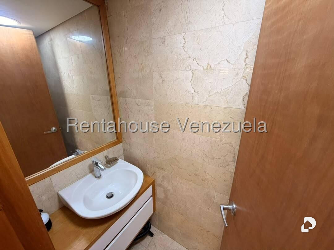 Apartamento en Lomas de Las Mercedes, Caracas – 22