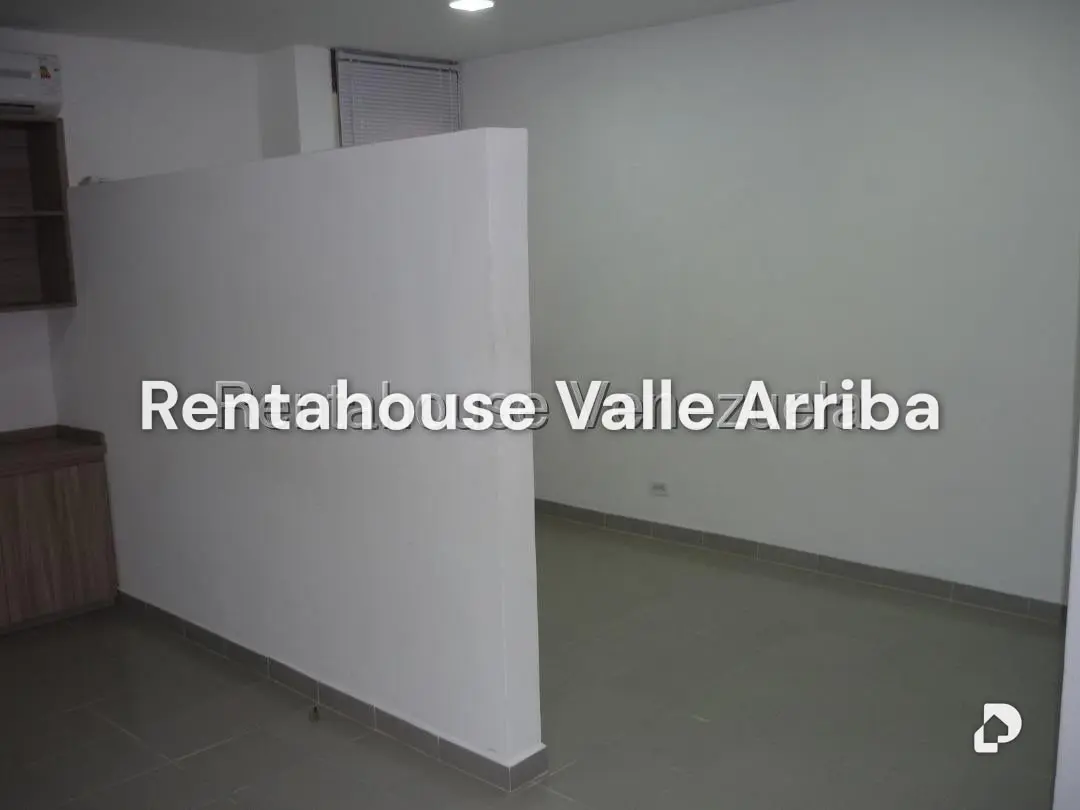 Local comercial en Los Dos Caminos, Caracas – 4