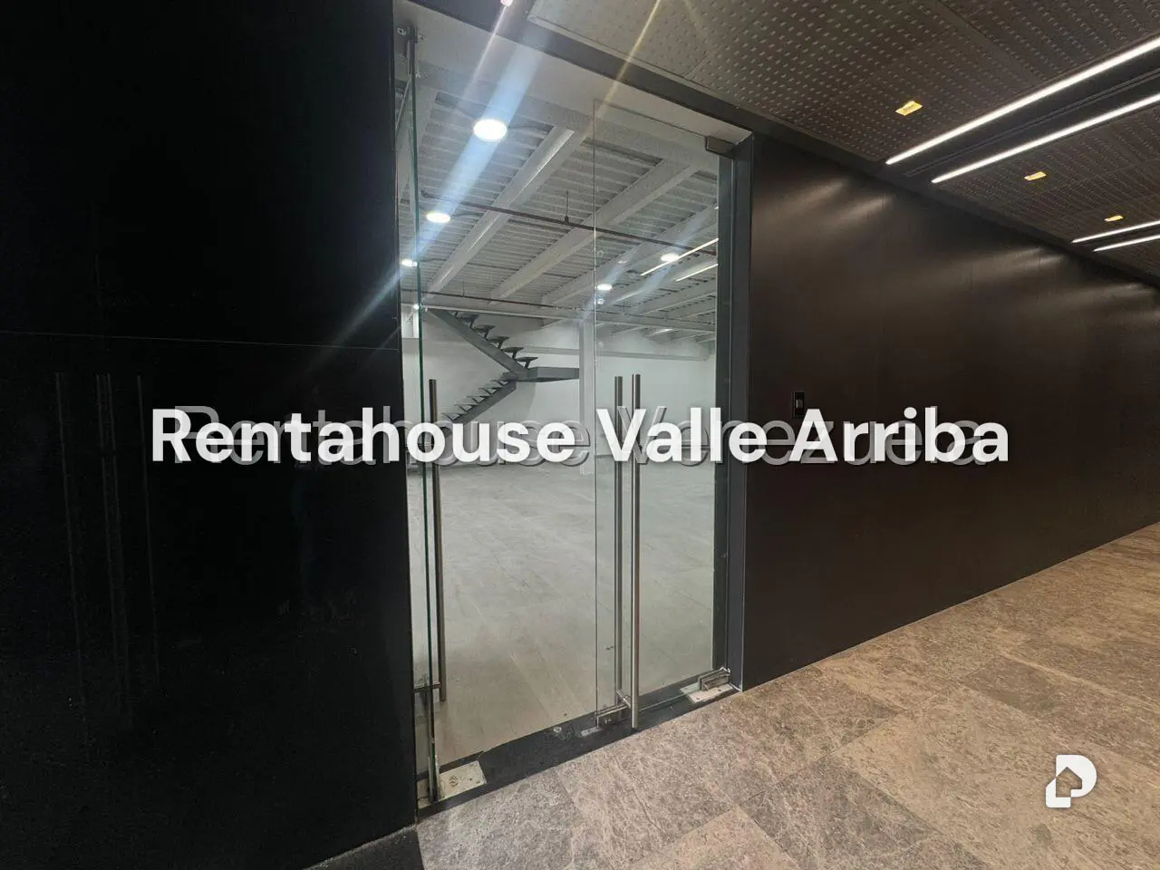 Local comercial en Las Mercedes, Caracas – 4