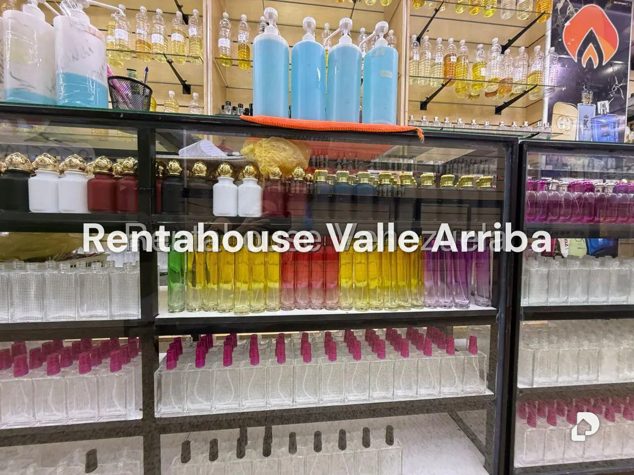Local comercial en El Recreo, Caracas – 18
