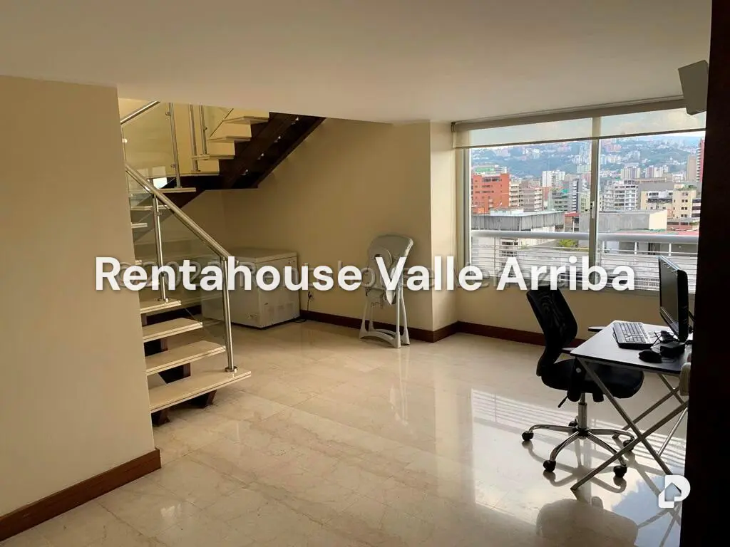 Apartamento en La Florida, Caracas – 11