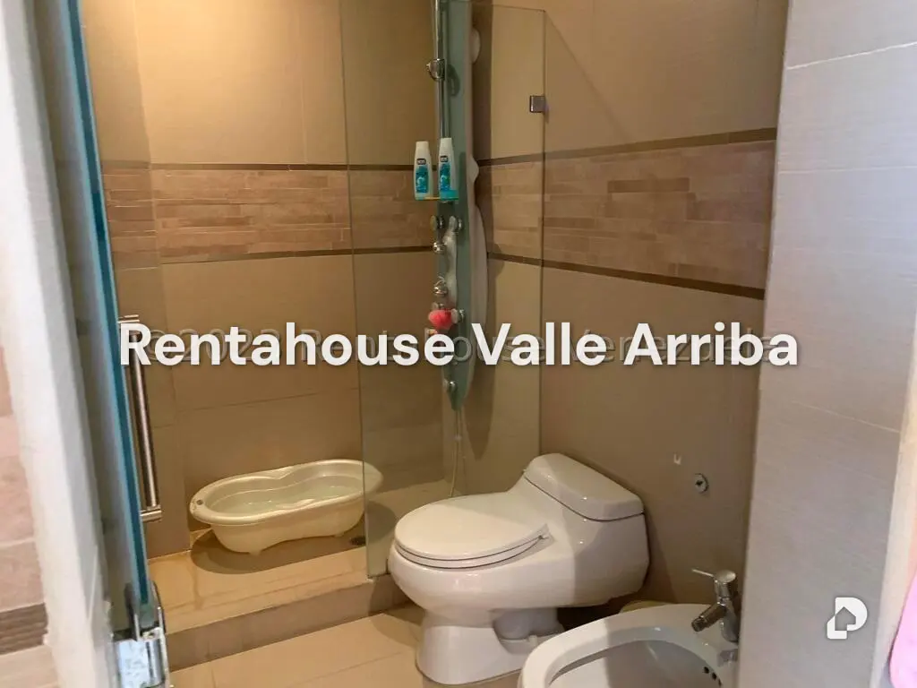 Apartamento en La Florida, Caracas – 20