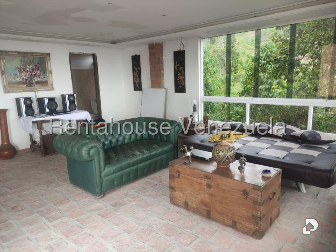 Casa en Los Guayabitos, Caracas – 14