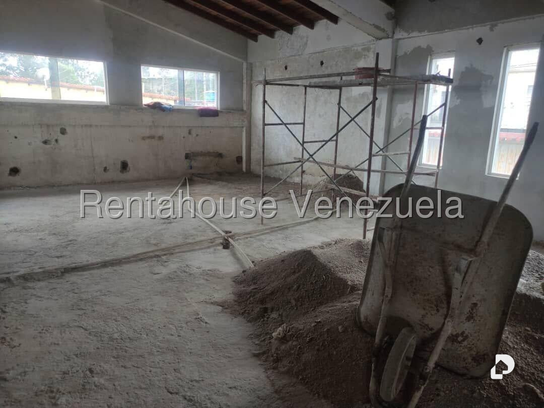 Casa en Los Guayabitos, Caracas – 12