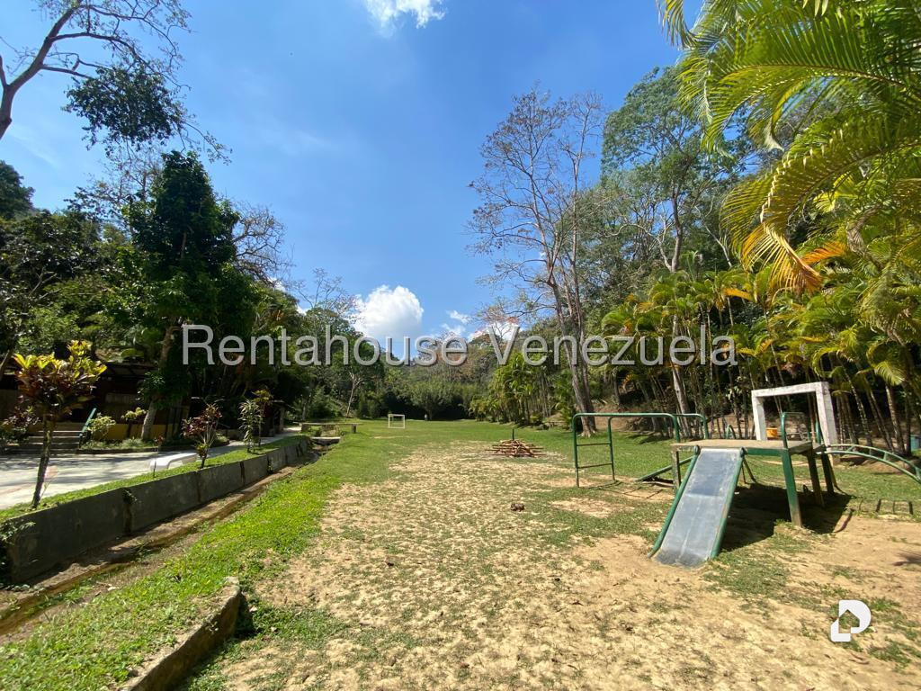 Terreno en El Hatillo, Caracas – 25