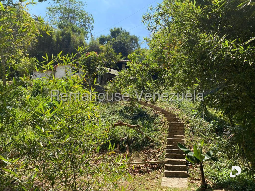 Terreno en El Hatillo, Caracas – 27