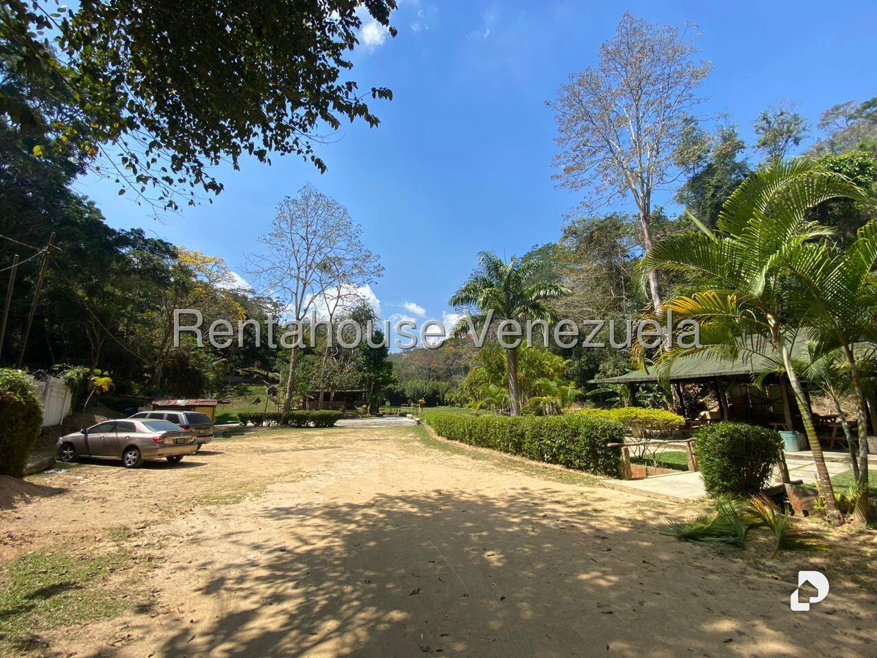 Terreno en El Hatillo, Caracas – 3