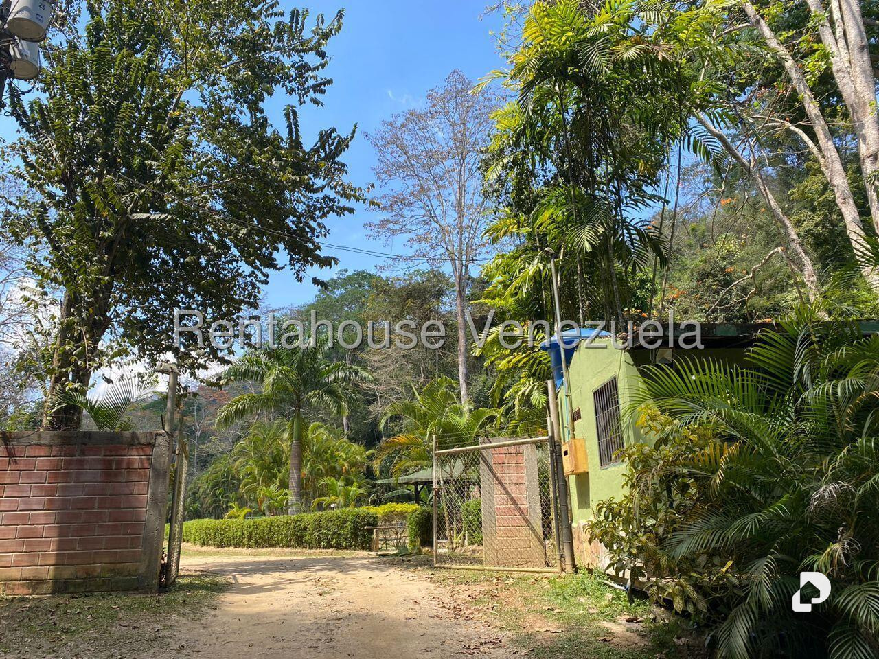 Terreno en El Hatillo, Caracas – 2