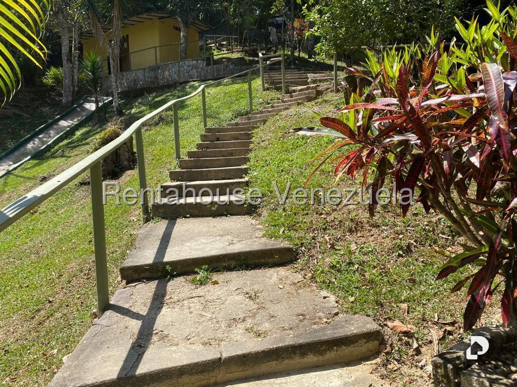 Terreno en El Hatillo, Caracas – 11