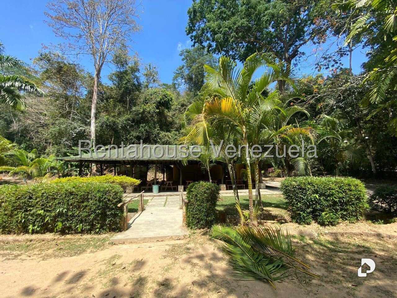 Terreno en El Hatillo, Caracas – 4