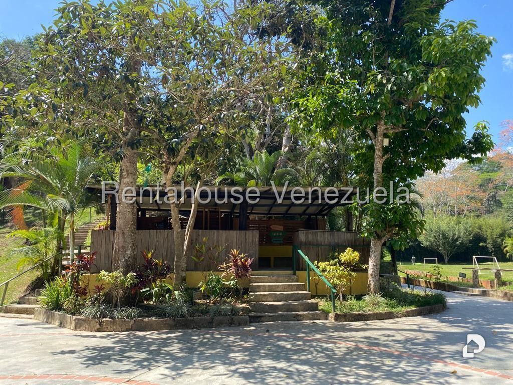 Terreno en El Hatillo, Caracas – 9
