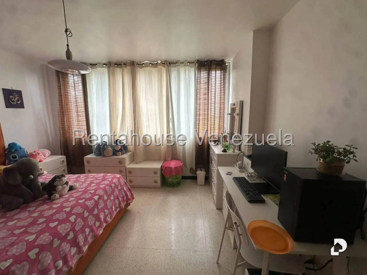 Apartamento en San Bernardino, Caracas – 21