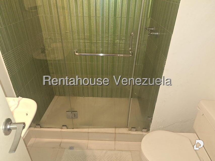 Apartamento en Los Naranjos de las Mercedes, Caracas – 13