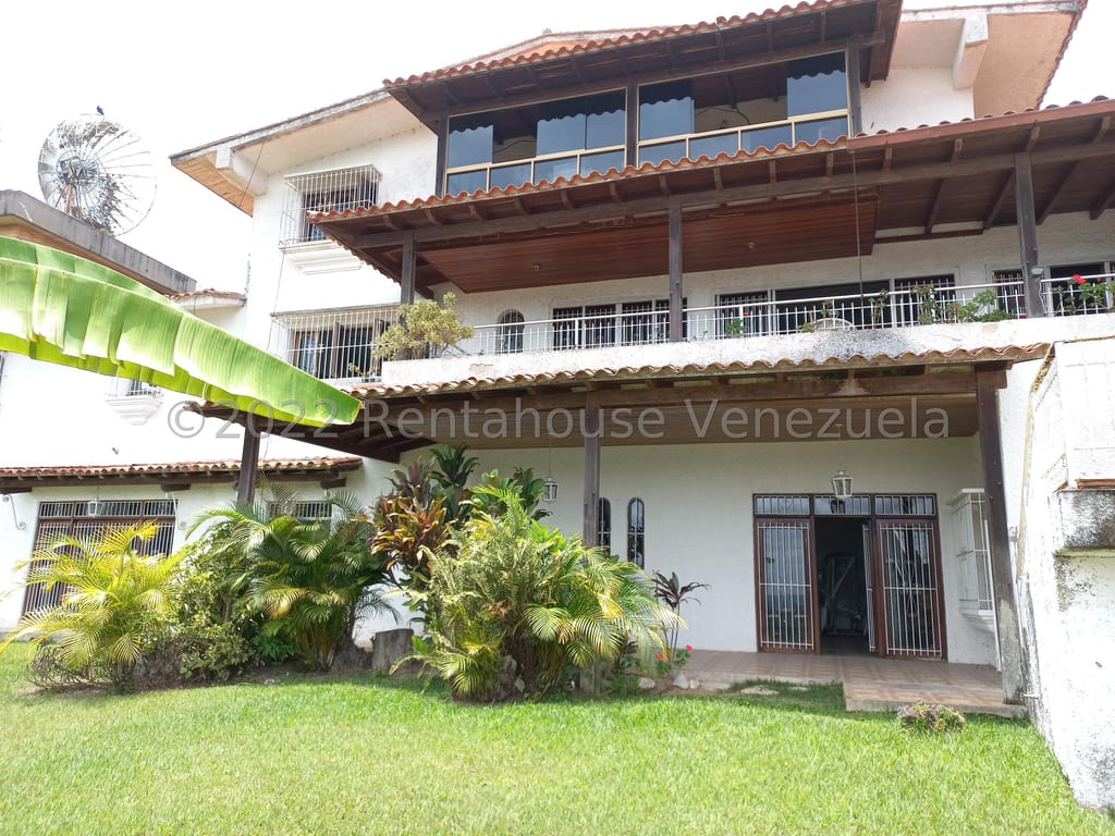 Casa en La Lagunita Country Club, Caracas - 1