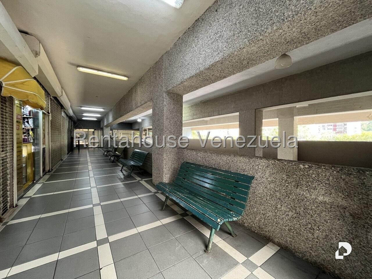 Local comercial en Santa Paula, Caracas – 15