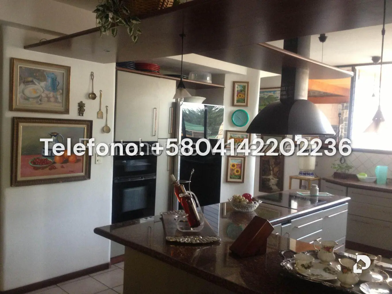 Casa en Lomas de La Lagunita, Caracas – 29