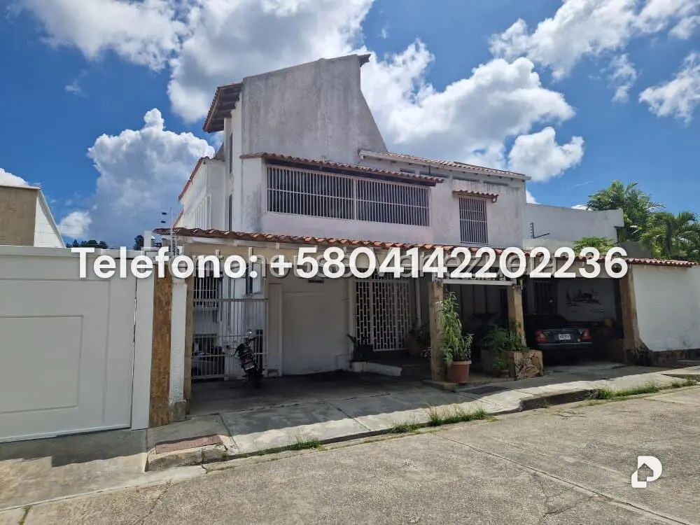 Casa en Lomas de La Lagunita, Caracas – 1