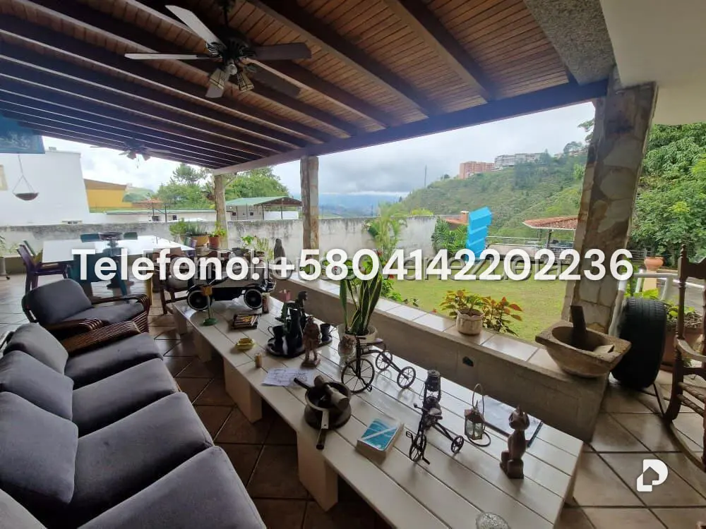 Casa en Lomas de La Lagunita, Caracas – 10