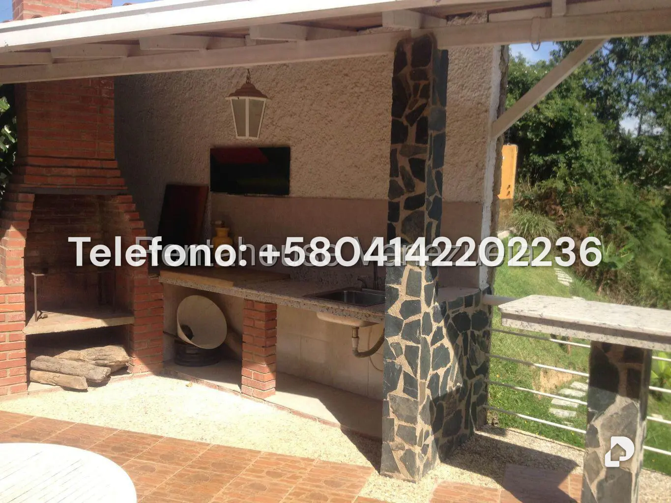 Casa en Lomas de La Lagunita, Caracas – 15