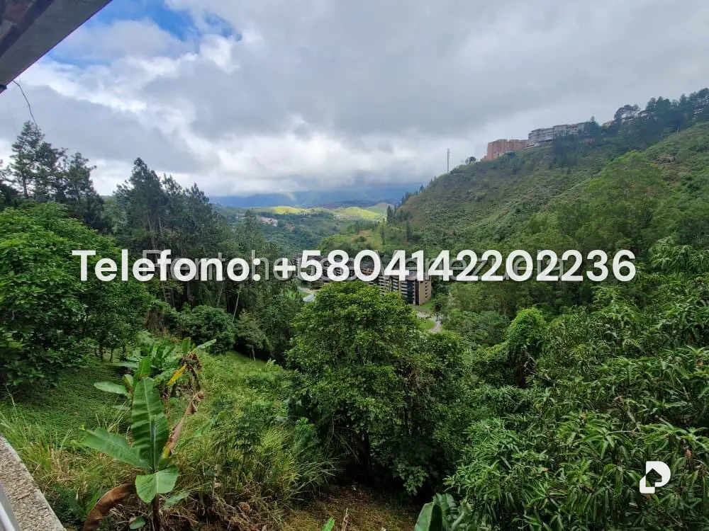 Casa en Lomas de La Lagunita, Caracas – 46