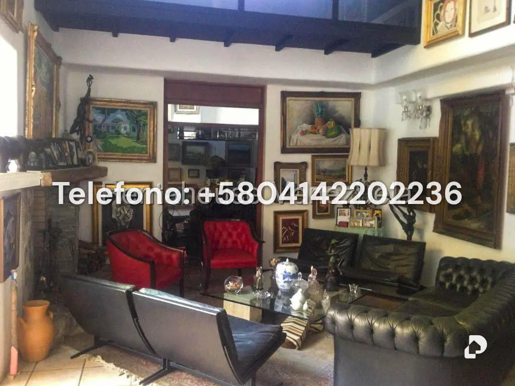 Casa en Lomas de La Lagunita, Caracas – 32