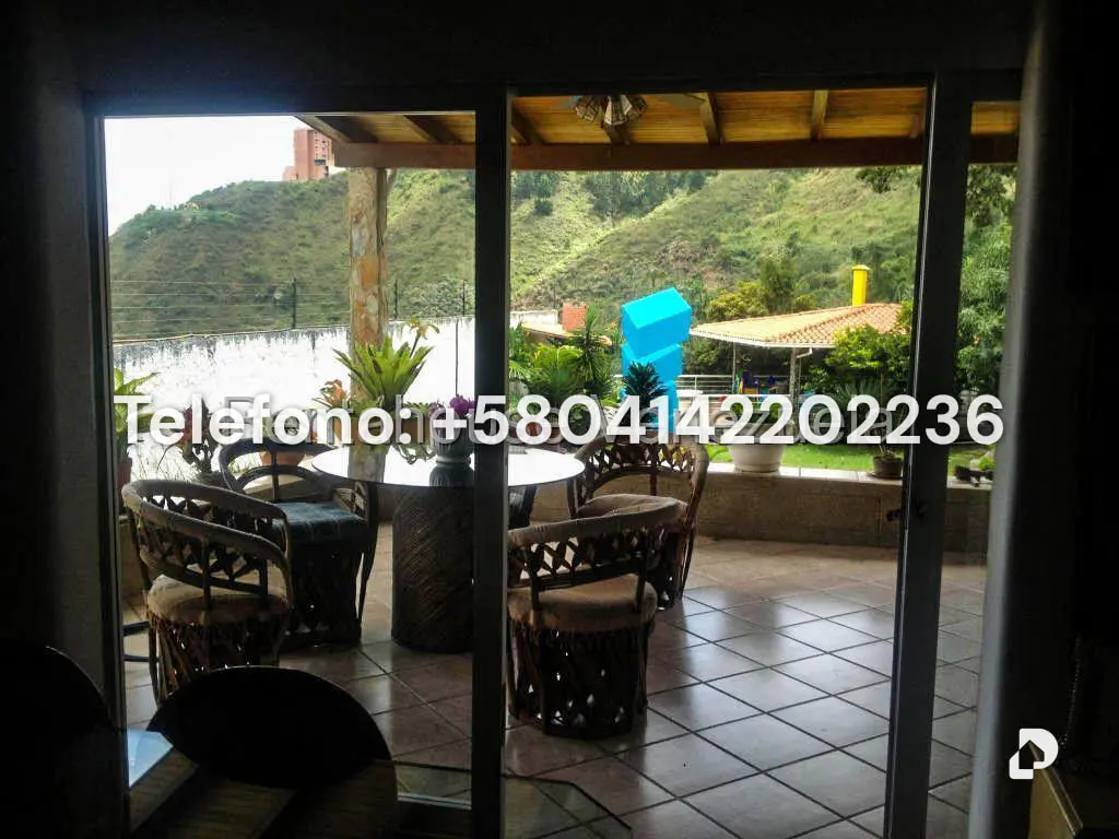 Casa en Lomas de La Lagunita, Caracas – 20