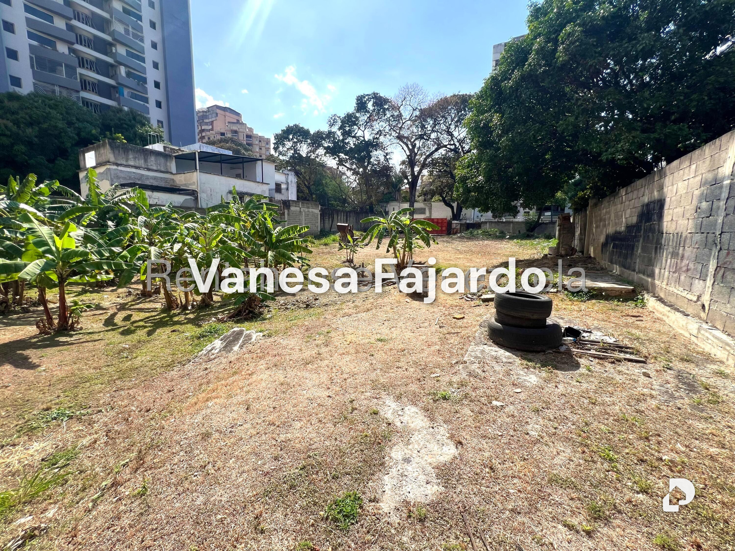 Terreno en El Paraíso, Caracas – 7