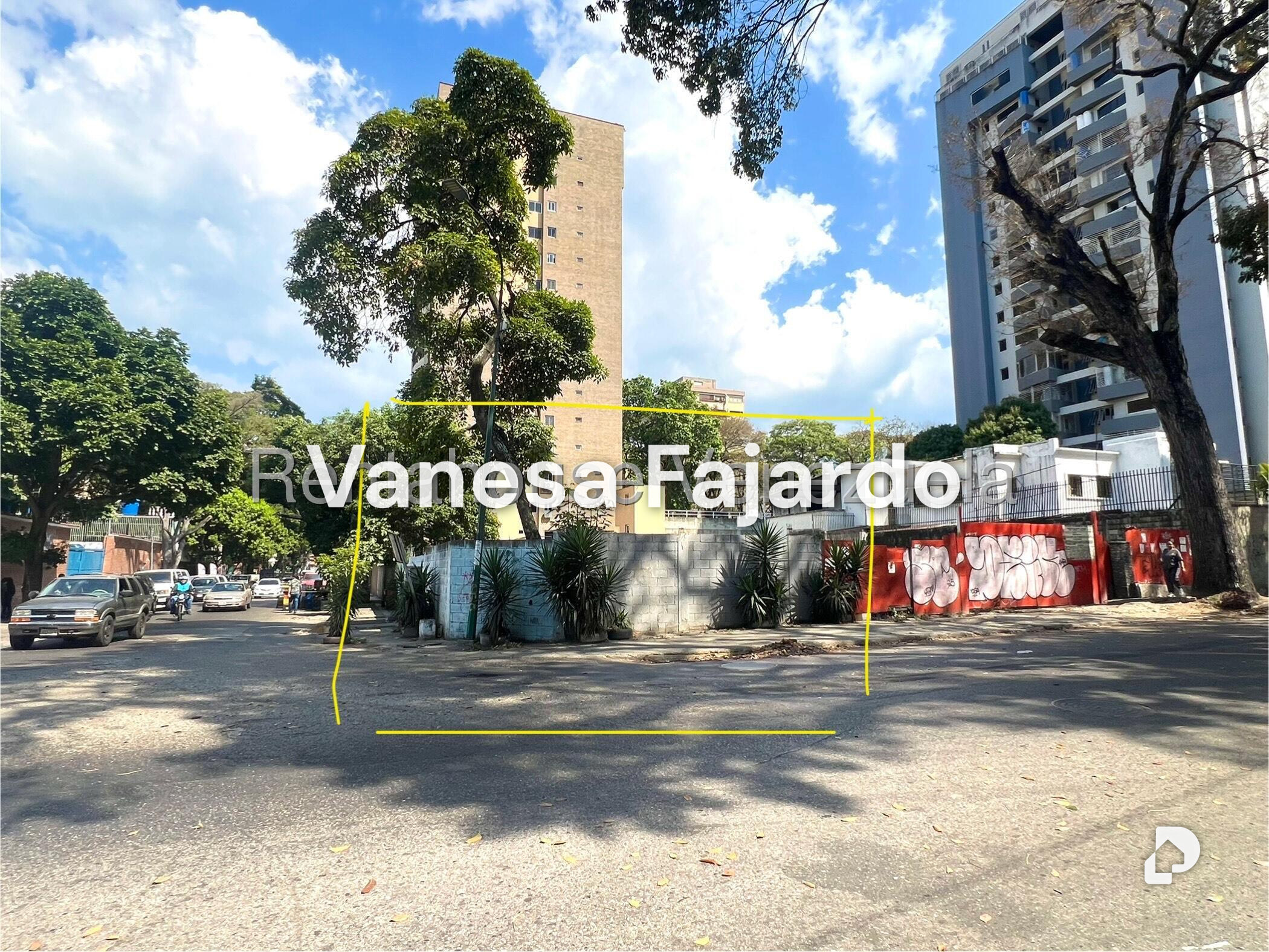 Terreno en El Paraíso, Caracas – 9