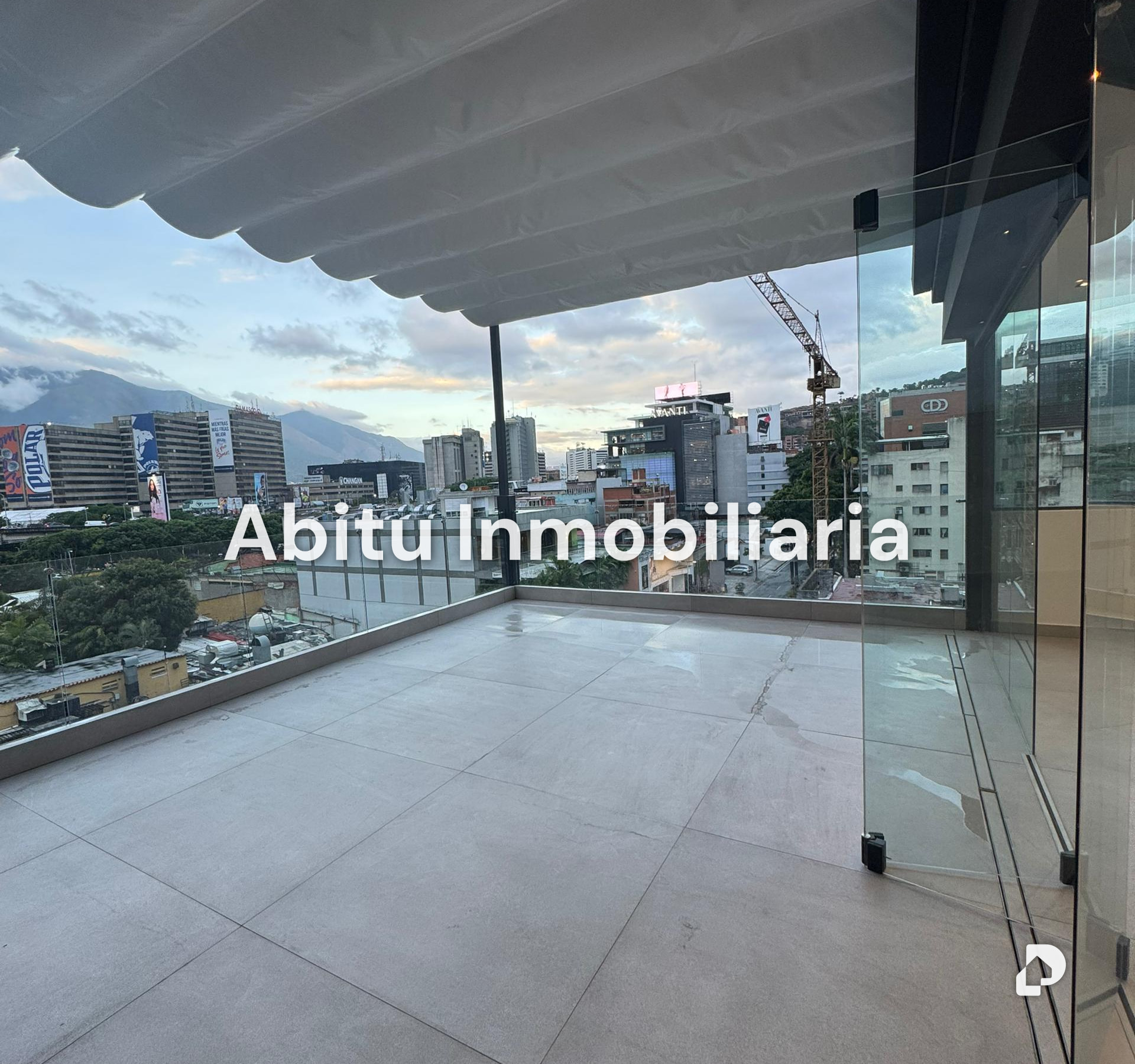 Local comercial en Las Mercedes, Caracas – 7